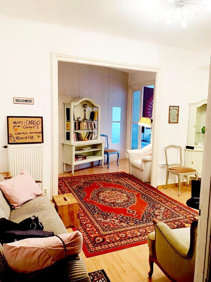 Cargo Rooms And Apartment Budapest Eksteriør billede
